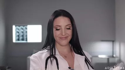 Русский доктор осмотр порно видео