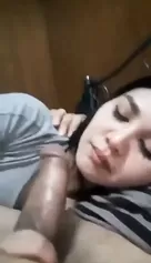Indonesian Cewek Cantik Sepong kontol pacar смотреть онлайн или ...